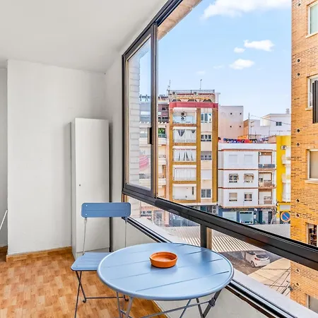 Unique 3-2 Aparthotel